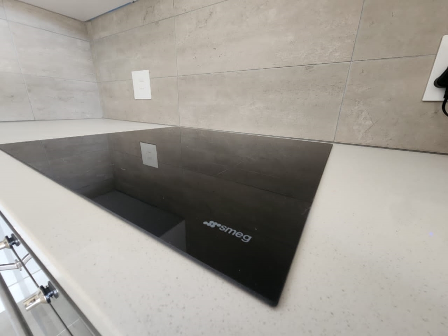 2 Bedroom Property for Sale in Summerstrand Eastern Cape